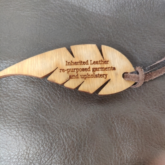 Inherited leather Clutch - Picture 4 of 5